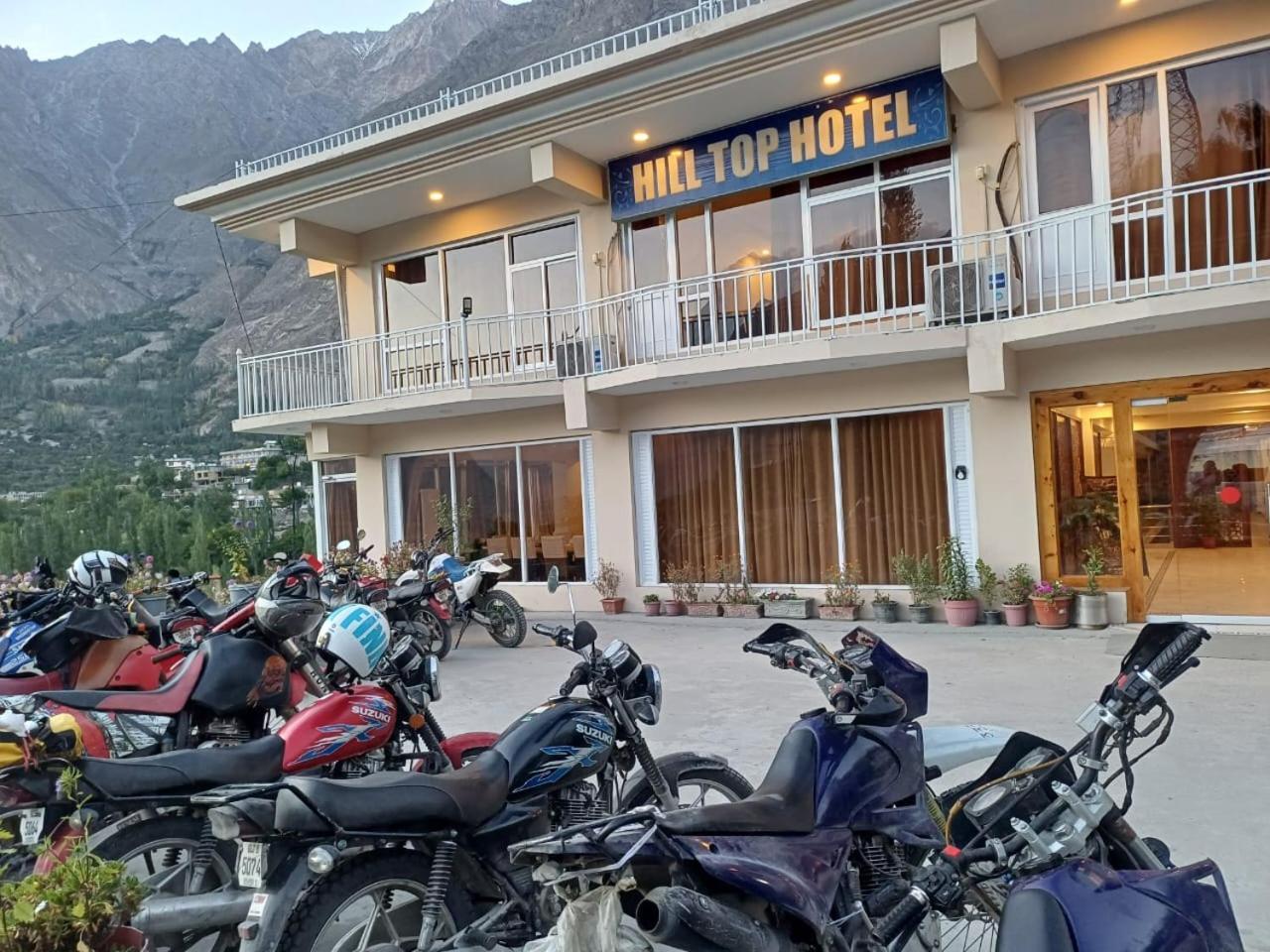 Hilltop Hotel, Hunza Karimabad (Hunza) Exterior foto