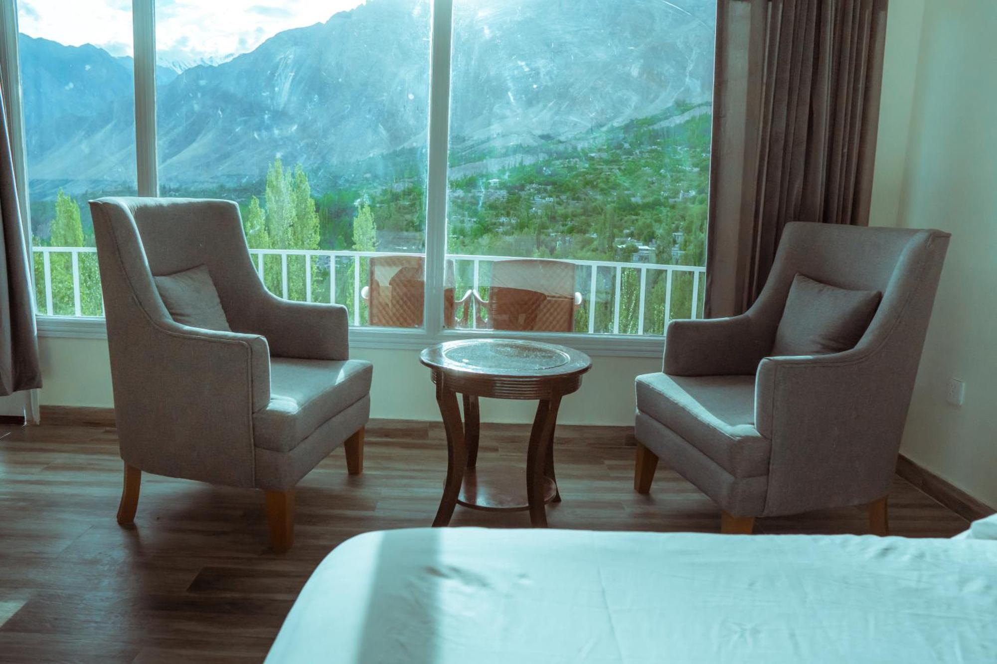 Hilltop Hotel, Hunza Karimabad (Hunza) Exterior foto