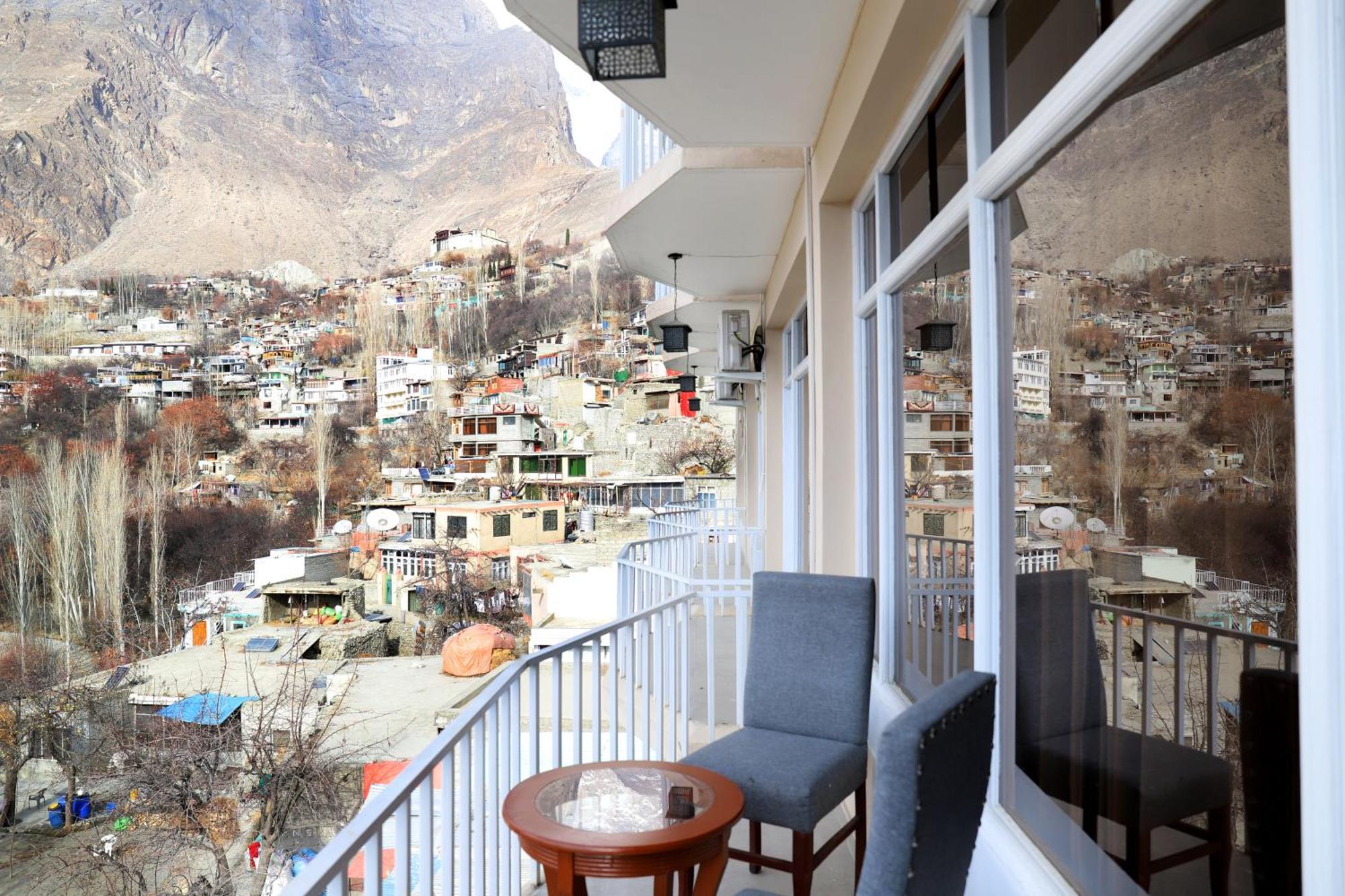 Hilltop Hotel, Hunza Karimabad (Hunza) Exterior foto